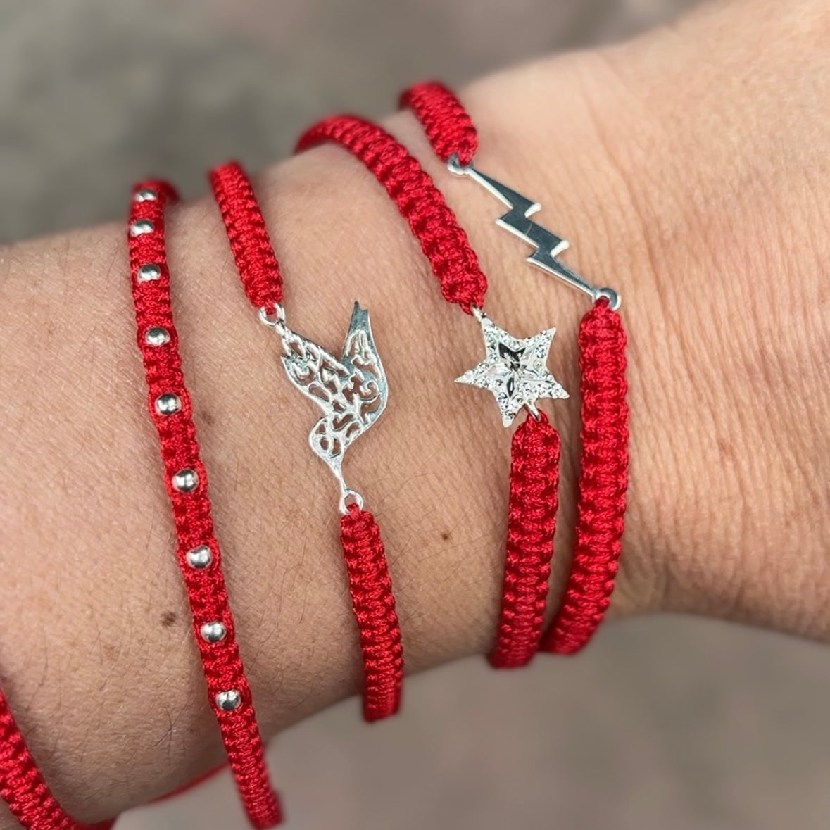 Pulsera Amuleto Bolitas Rojo