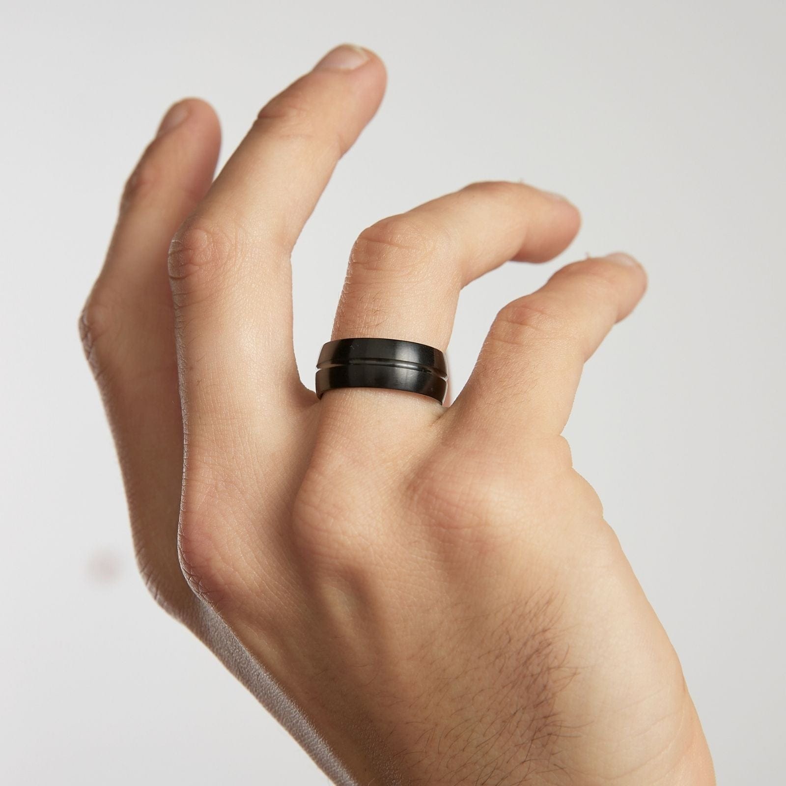 Goia ANILLO Anillo Unisex Geométrico 1 línea Calada - Acero Inoxidable - Negro