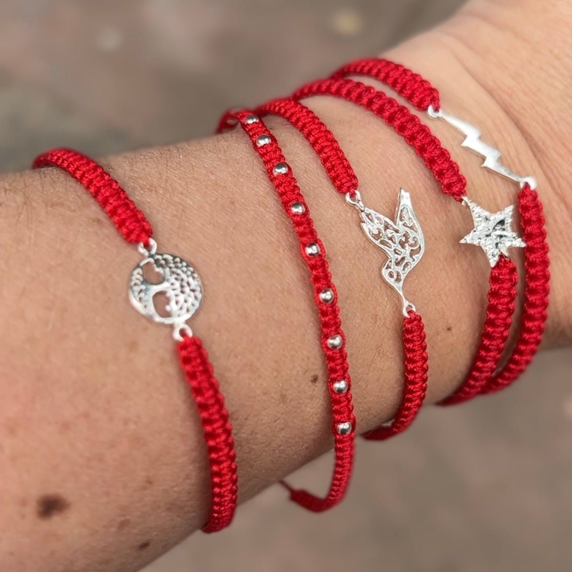 pulsera amuleto arbol de la vida roja