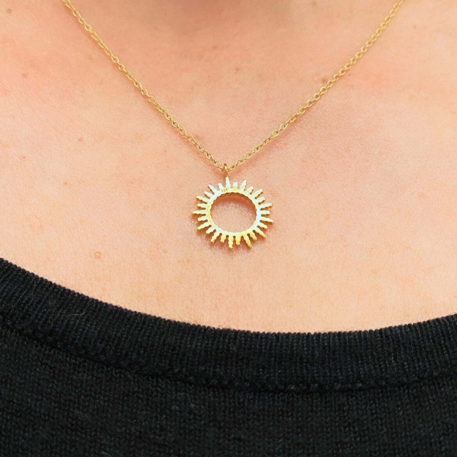 GOIA Collar Collar Rayos de Sol Gold